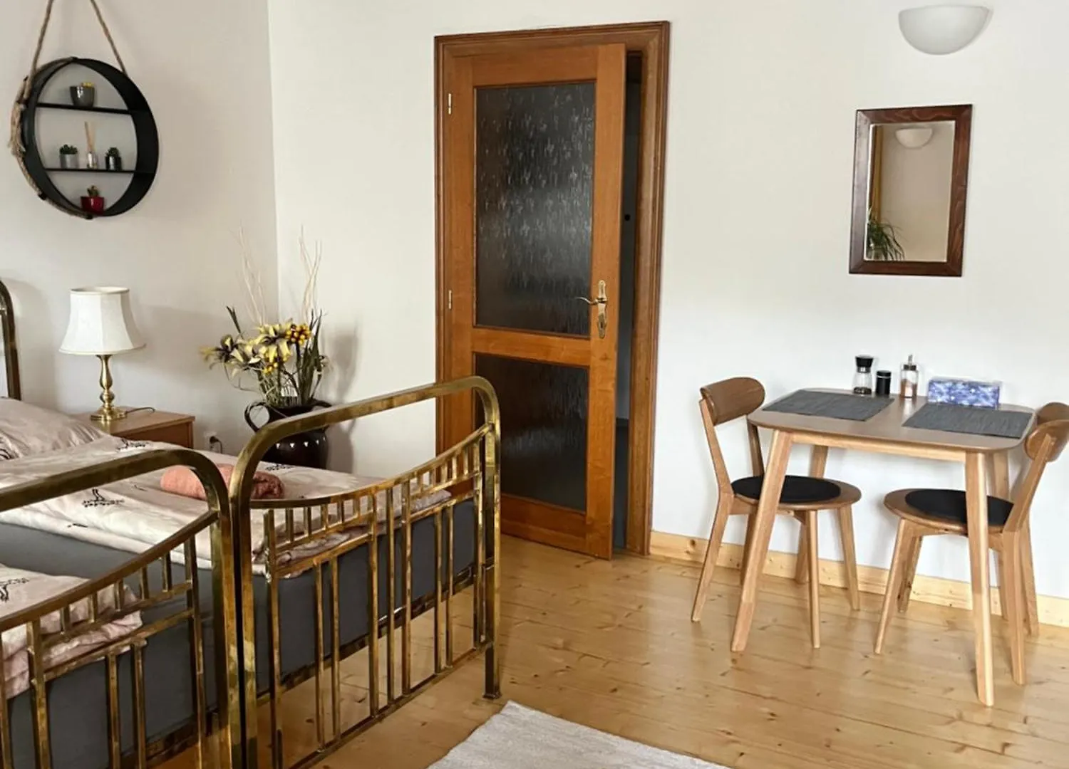 kontakty Apartment Deluxe
